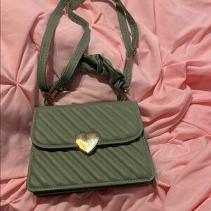 Elegant Olive Quilted Crossbody Bag with Heart Detail